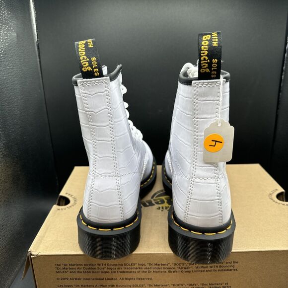 Dr. Martens 1460 Womens Size 6 Platform Boots White Smooth Leather High Doc NEW - Picture 5 of 8